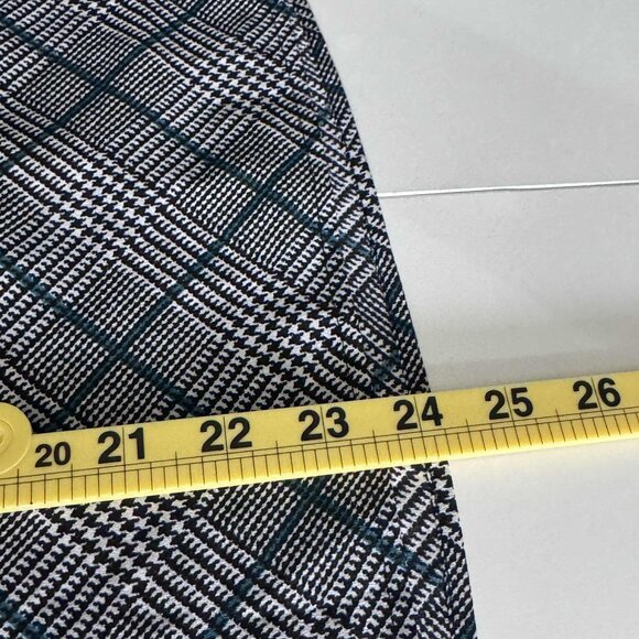 The Limited Sleeveless Plaid Blouse - Size M - Picture 7 of 7